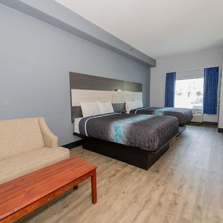 Jamestown Inn & Suites 리버데일 외부 사진
