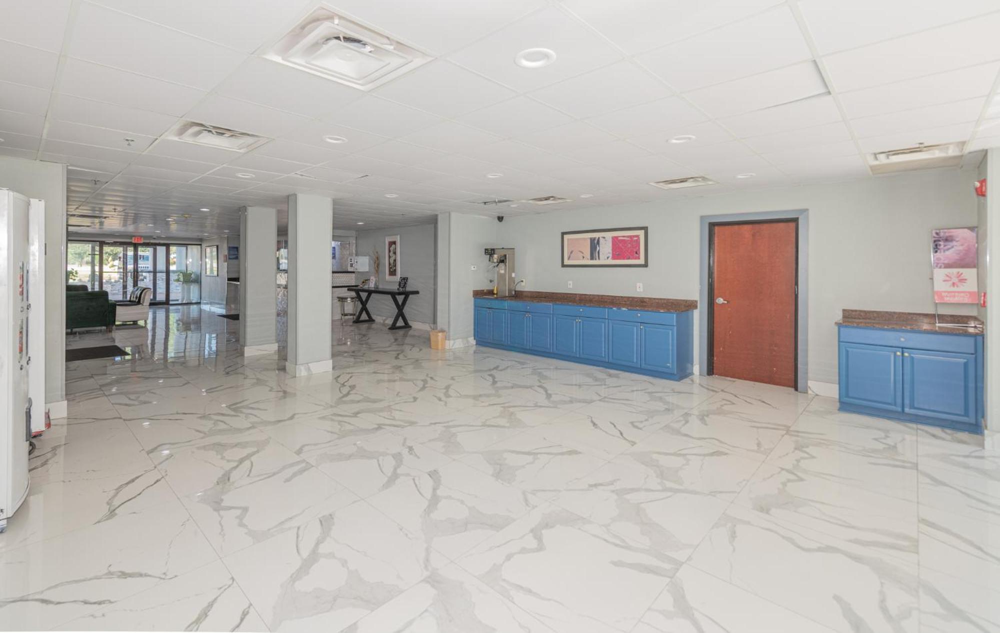 Jamestown Inn & Suites 리버데일 외부 사진